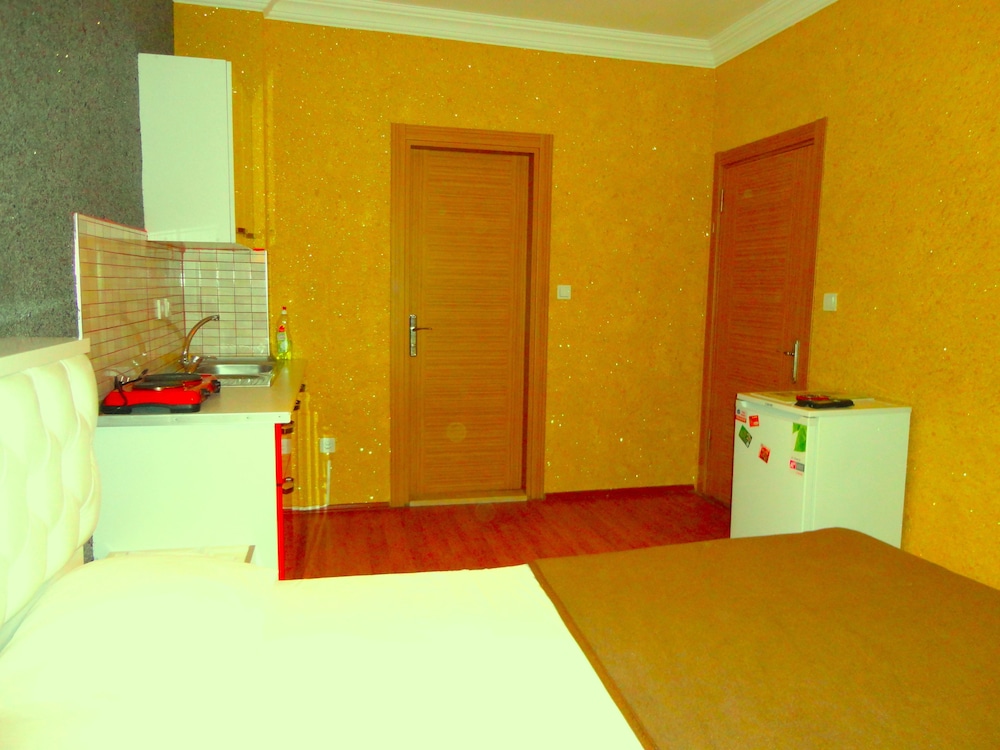 Artura Suite 7/50