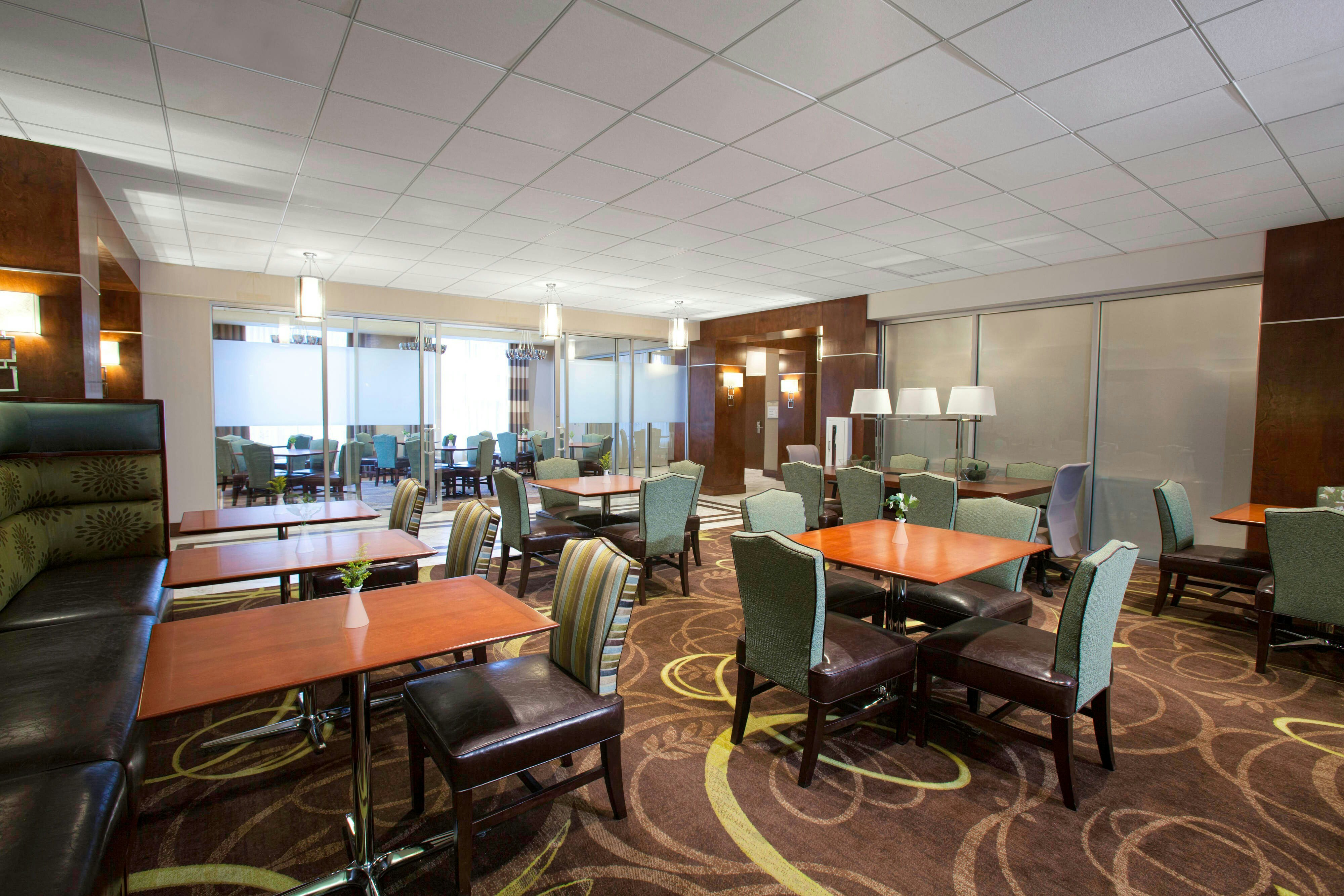 Sheraton Pittsburgh Airport Hotel 11/18