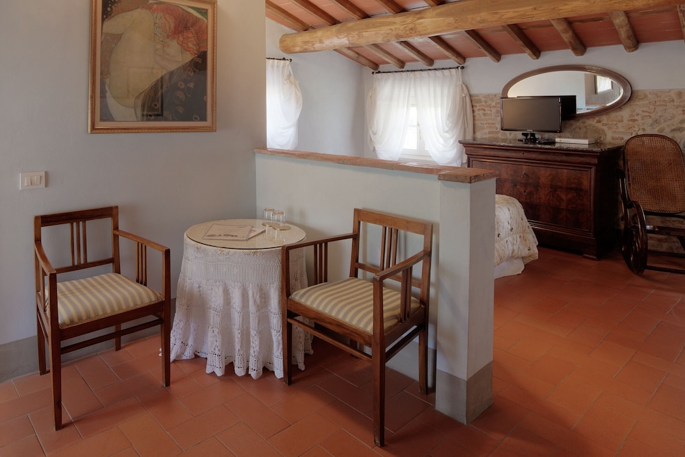 Relais Del Lago 49/61