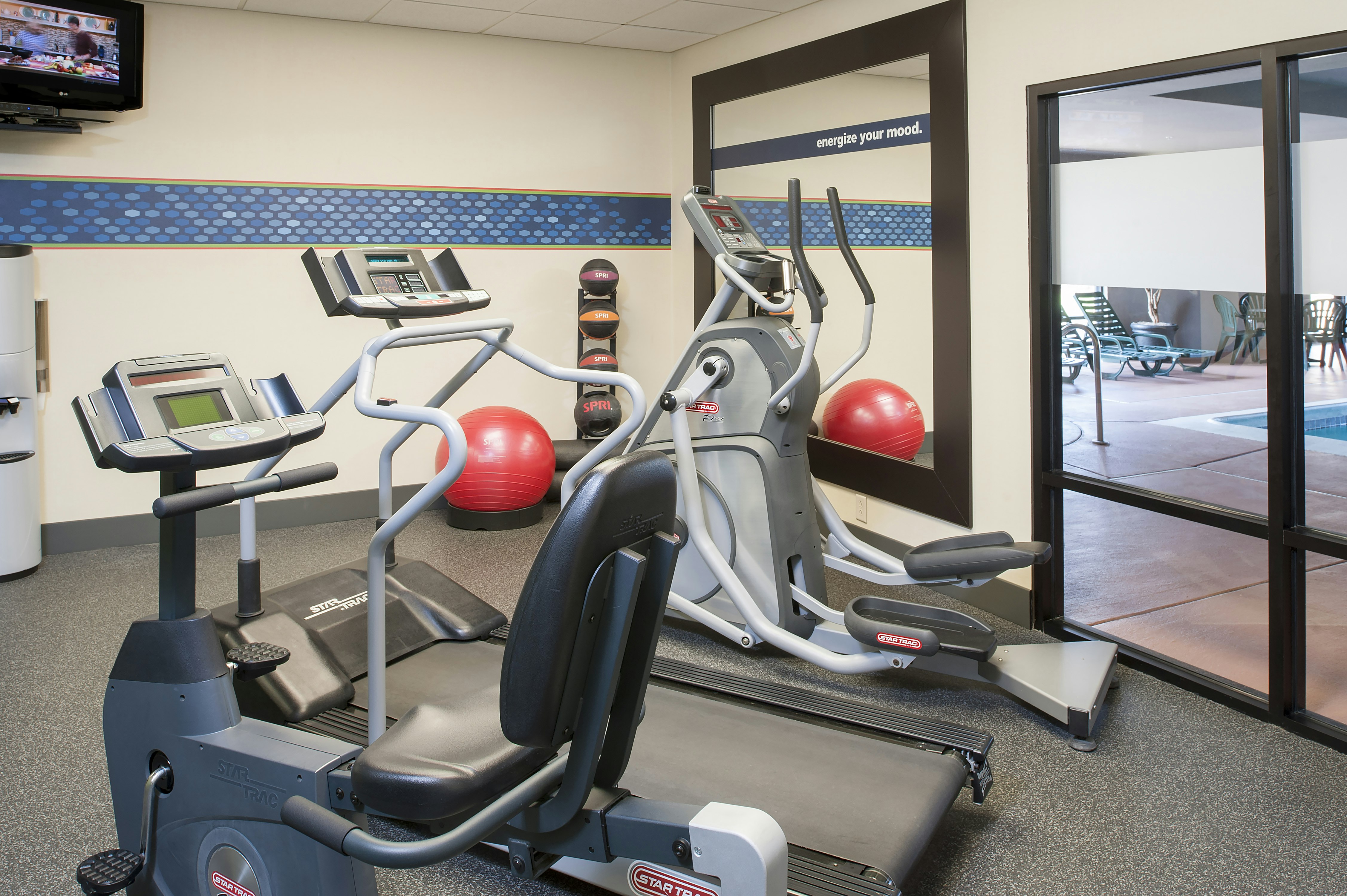 Hampton Inn Jacksonville Il 13/28
