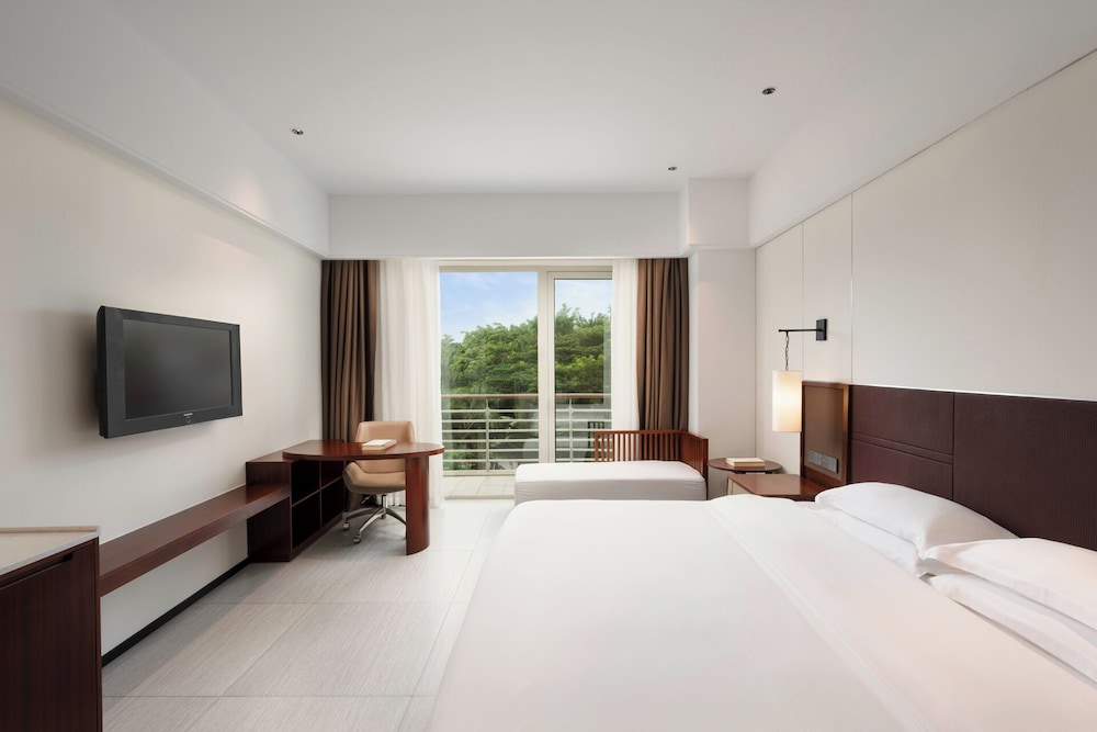 Select, King Bed
