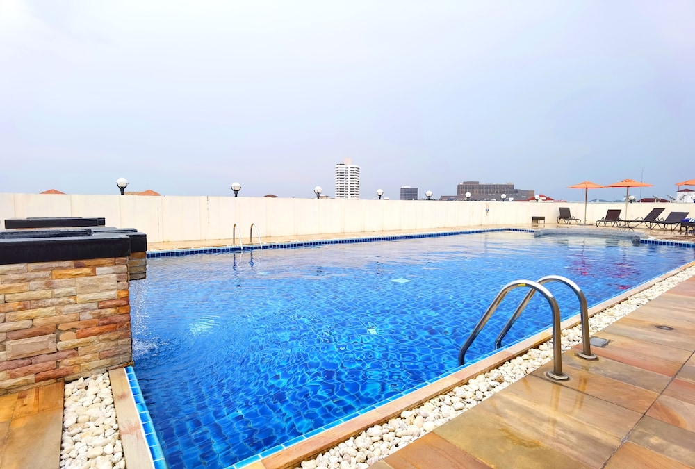 Nova Suites 40/71
