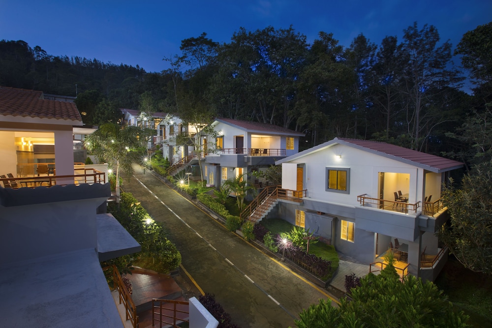 TGI STAR Holidays Yercaud 5/48
