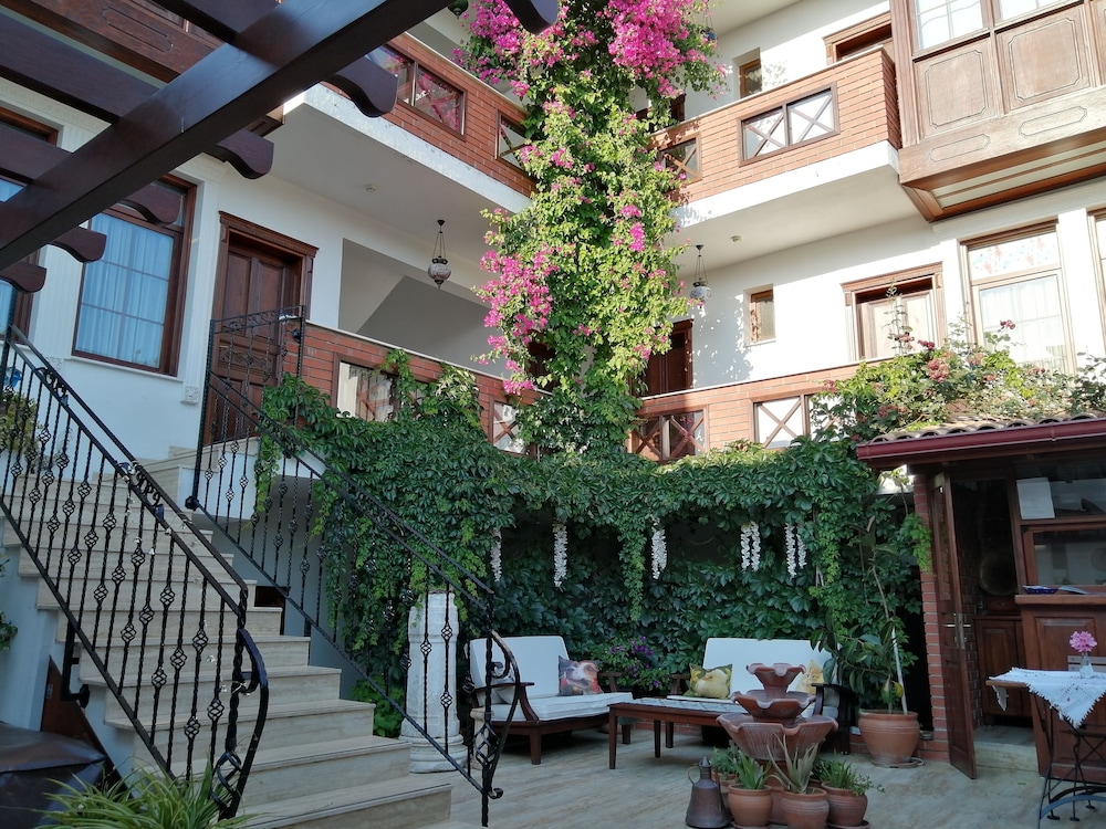 Hotel Mary's House 8/50