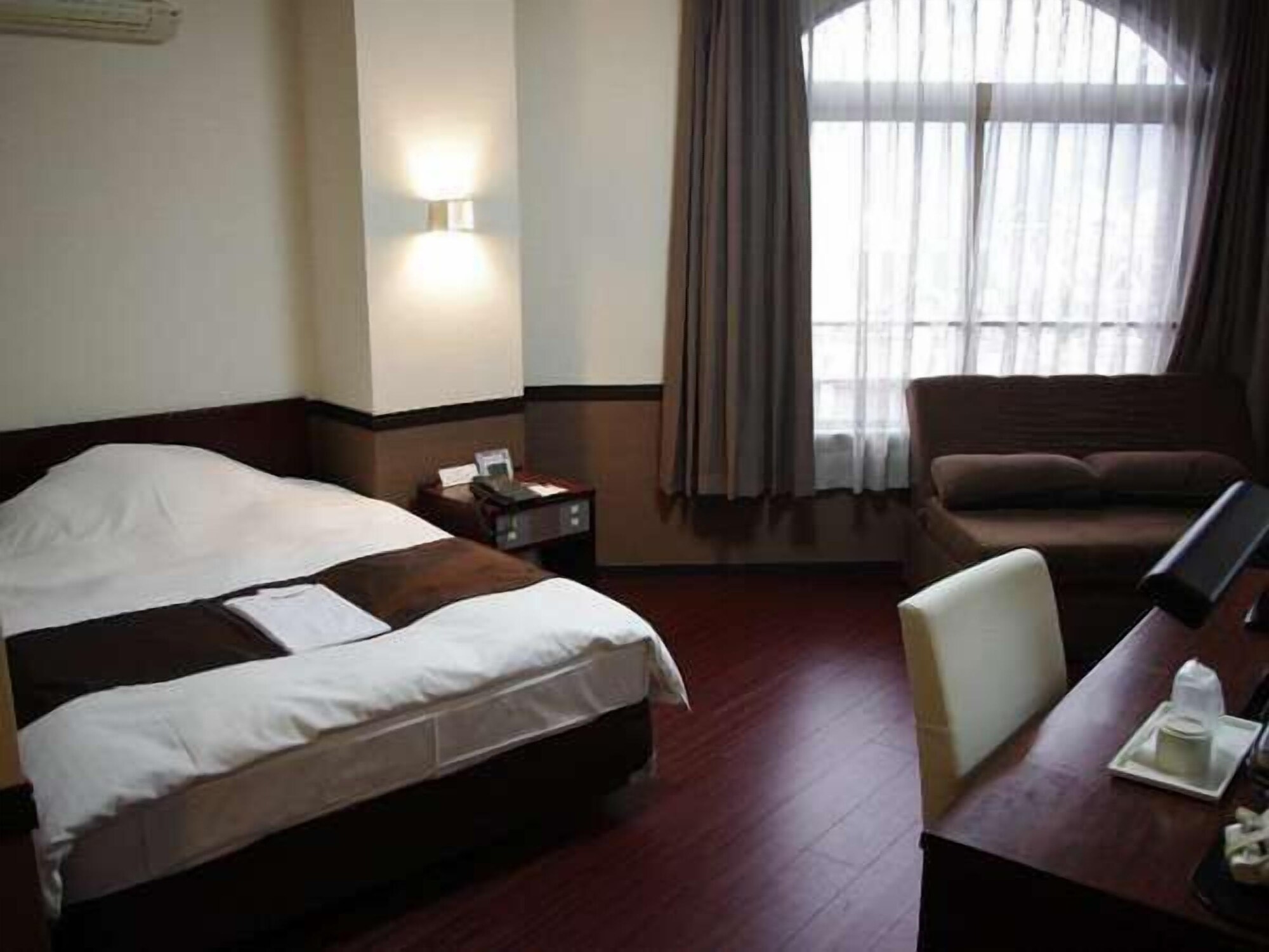 STANDARD, DOUBLE BED