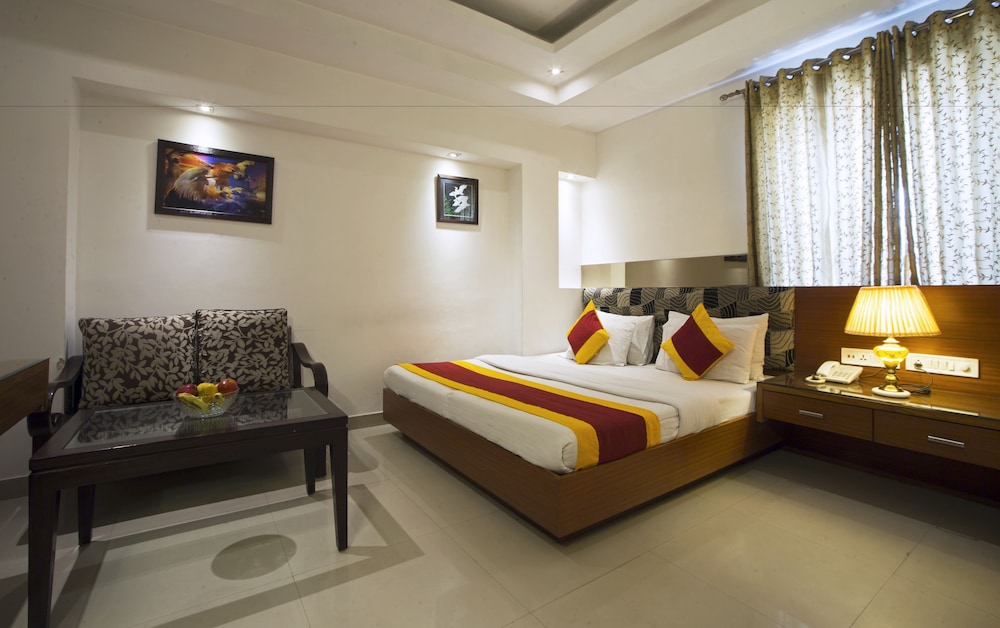 HOTEL KRISHNA DELUXE 38/70