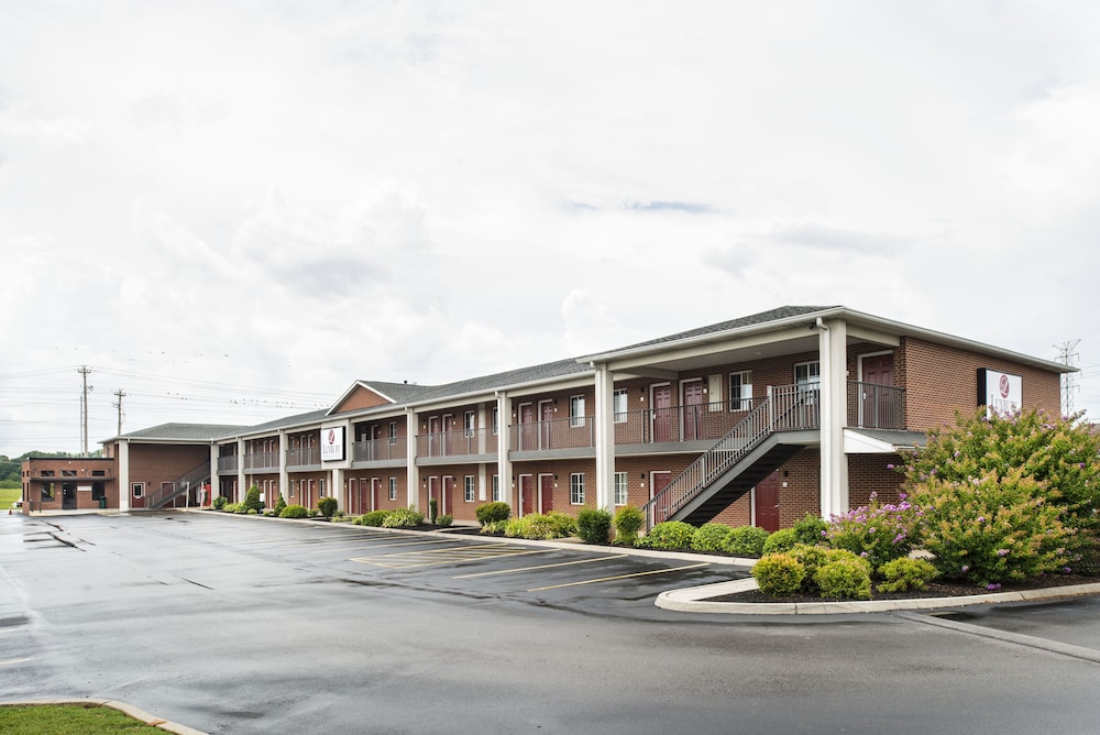Luxbury Inn & Suites 1/34
