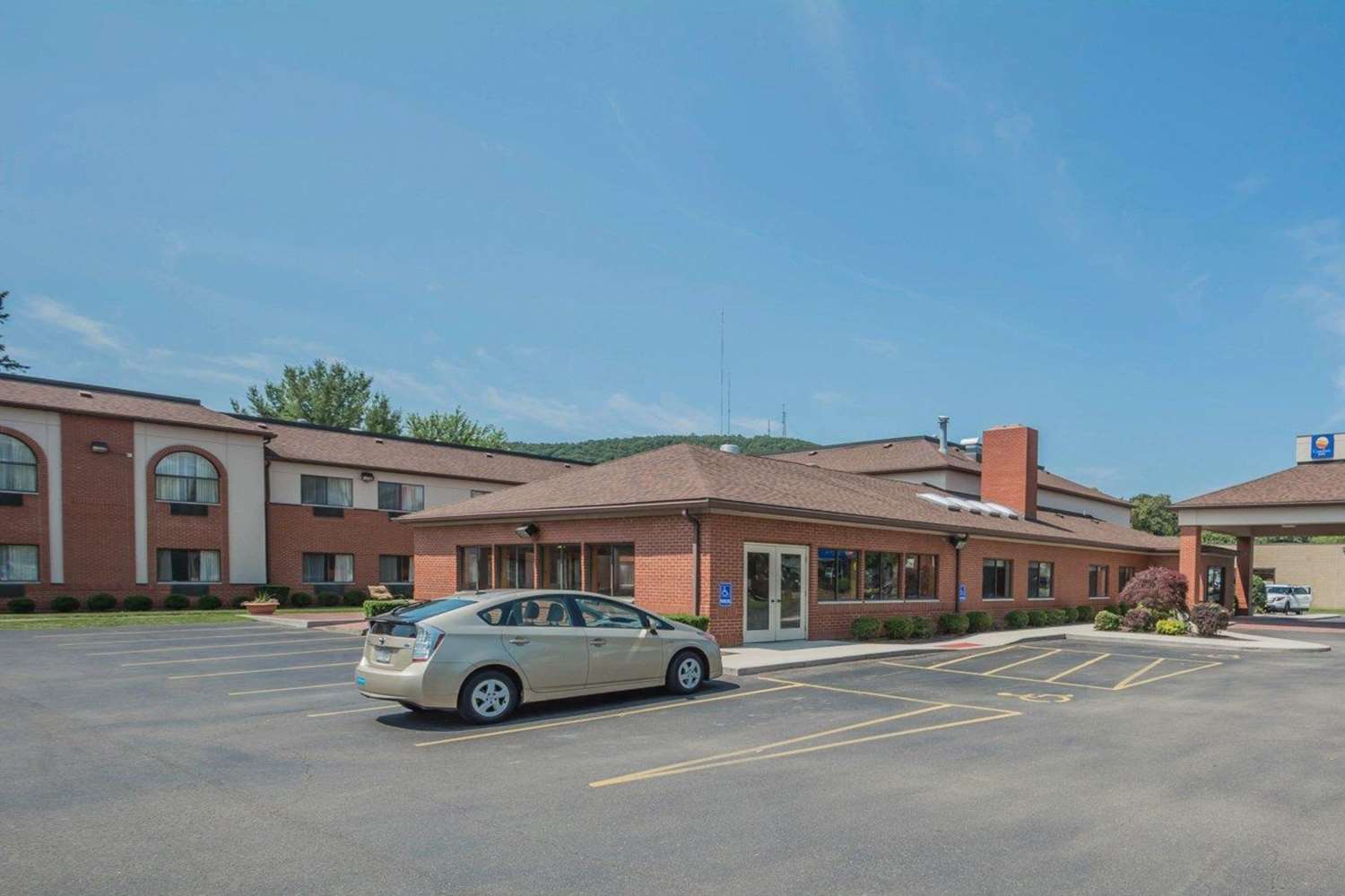 Quality Inn Corning, NY 30/32