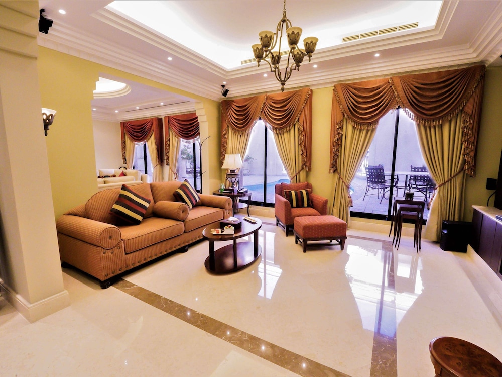 Mercure Grand Hotel Seef - All Suites 54/67