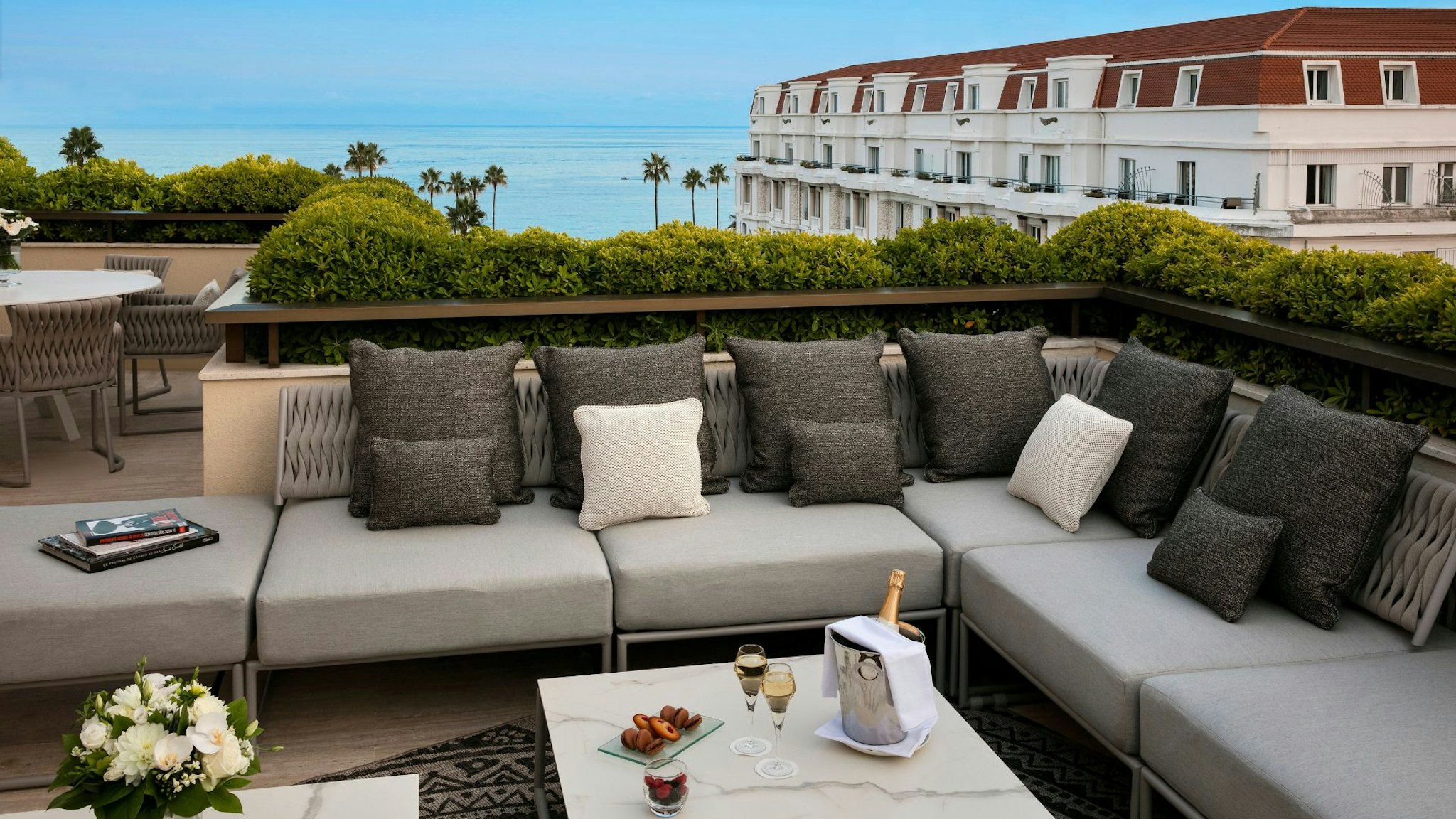 Hotel Barriere Le Gray D Albion Cannes 46/75