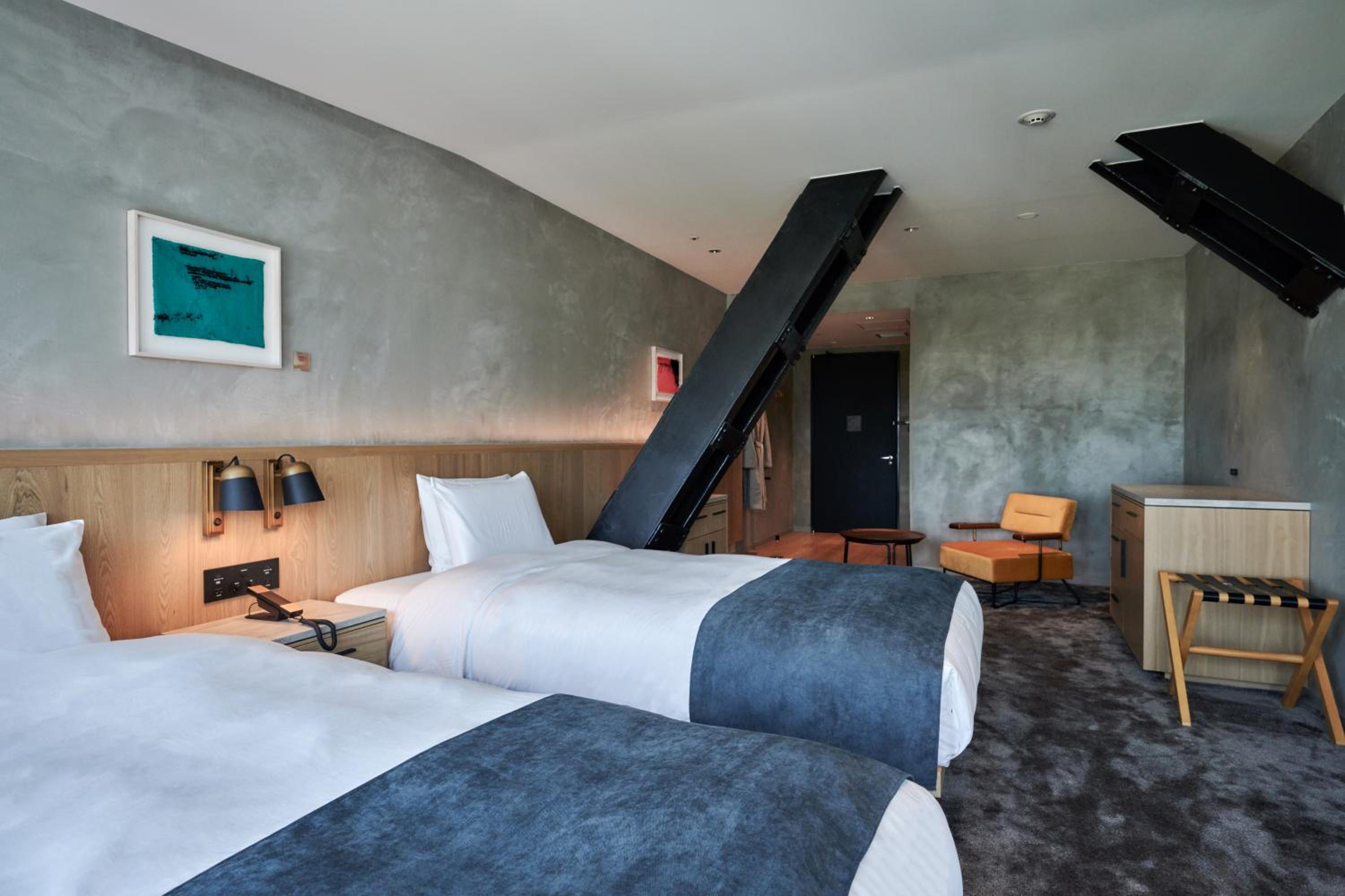 Room, Twin Beds, Forest View, Accessible، The Tower Hotel Nagoya 2/6