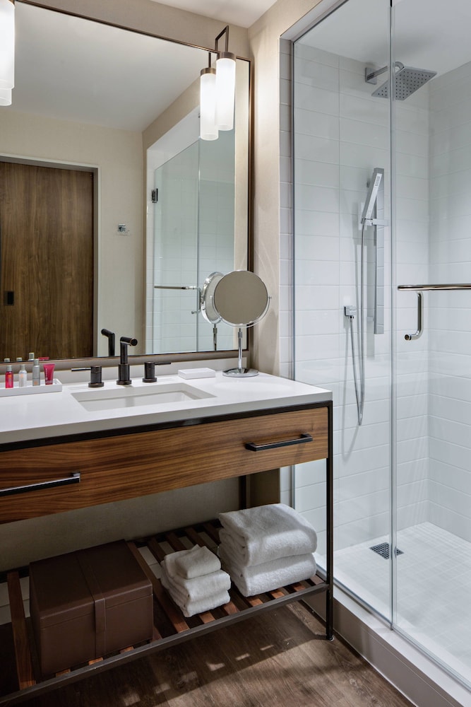 Houston Cityplace Marriott At Springwoods Village 15/65