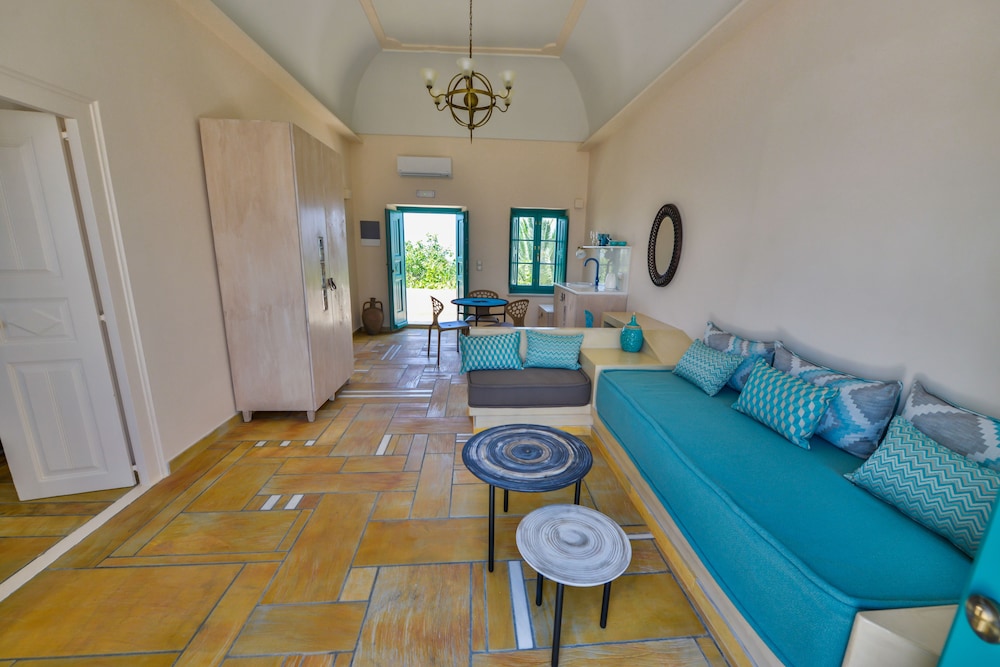 Passion Blue Villas 30/50