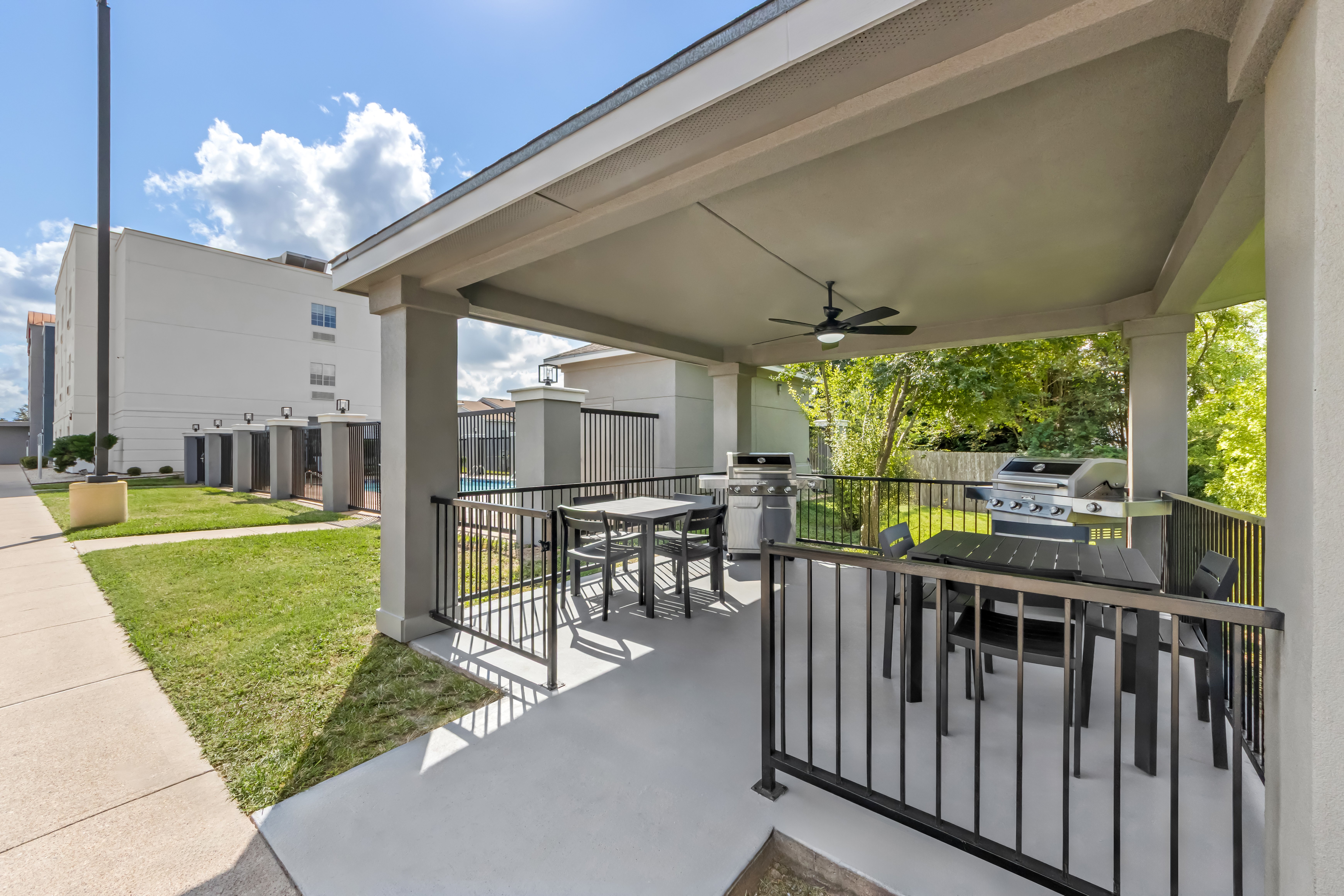 Candlewood Suites Victoria 60/66