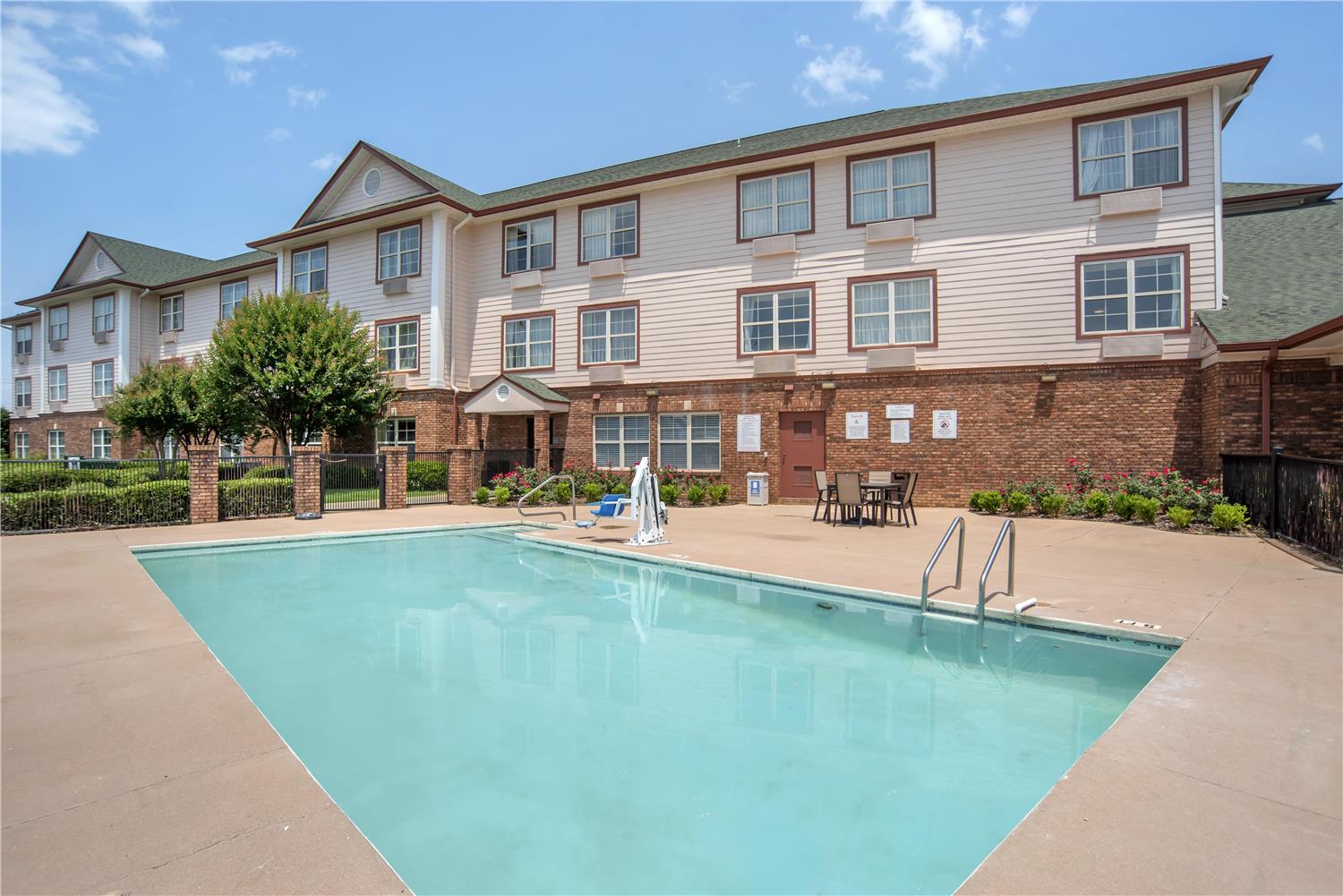 Best Western Plus Bessemer Hotel & Suites 15/16