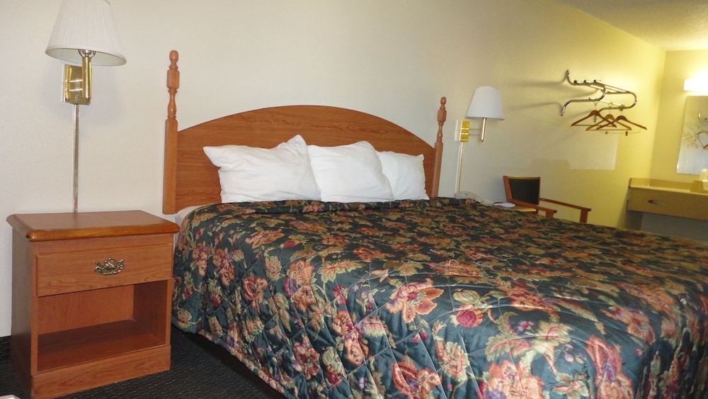Knights Inn Crawfordsville 7/14