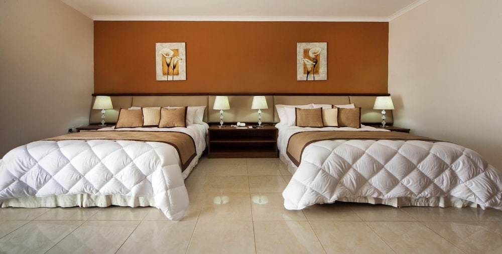 Port View Guest House 22/38