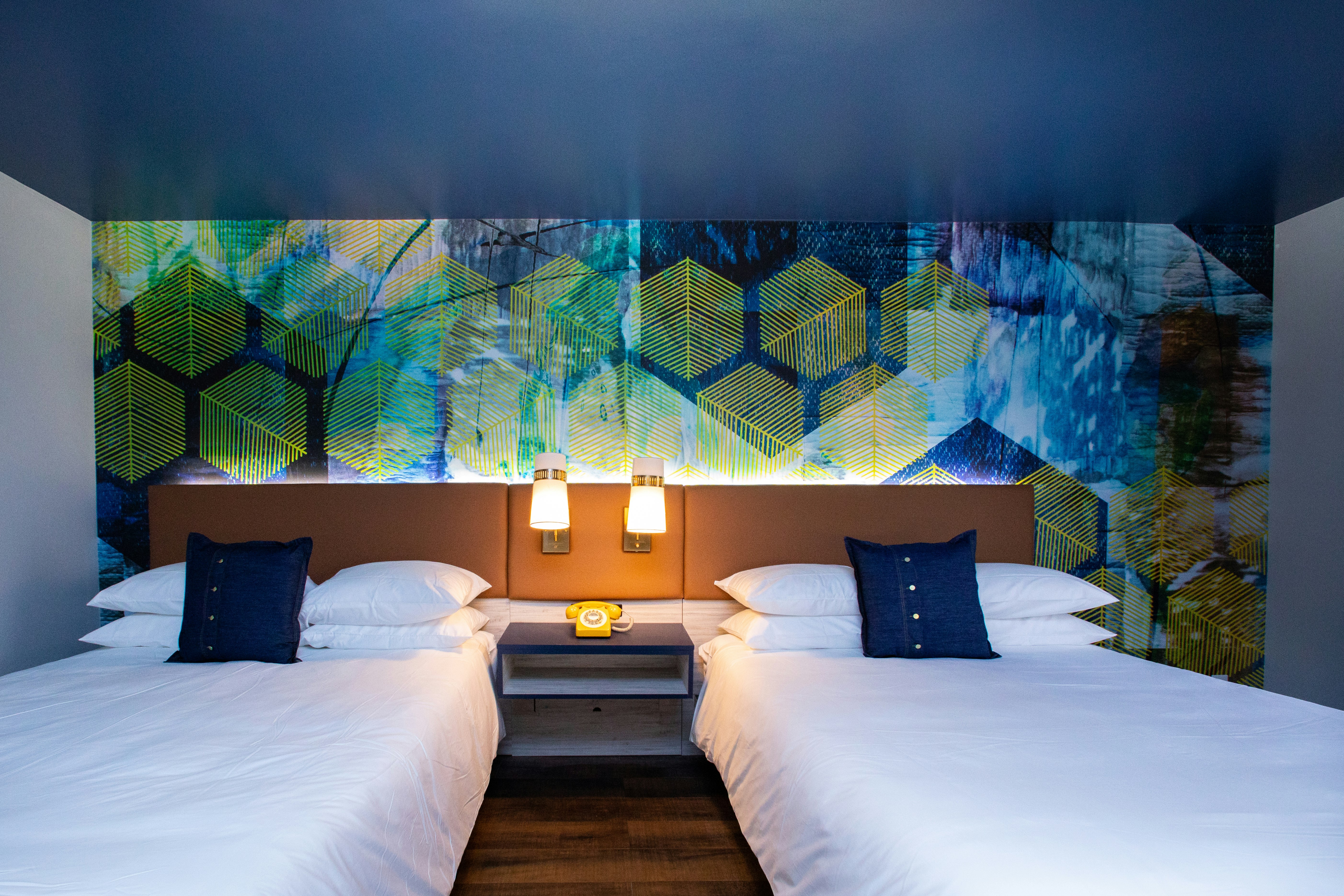 Hotel Denim 13/43