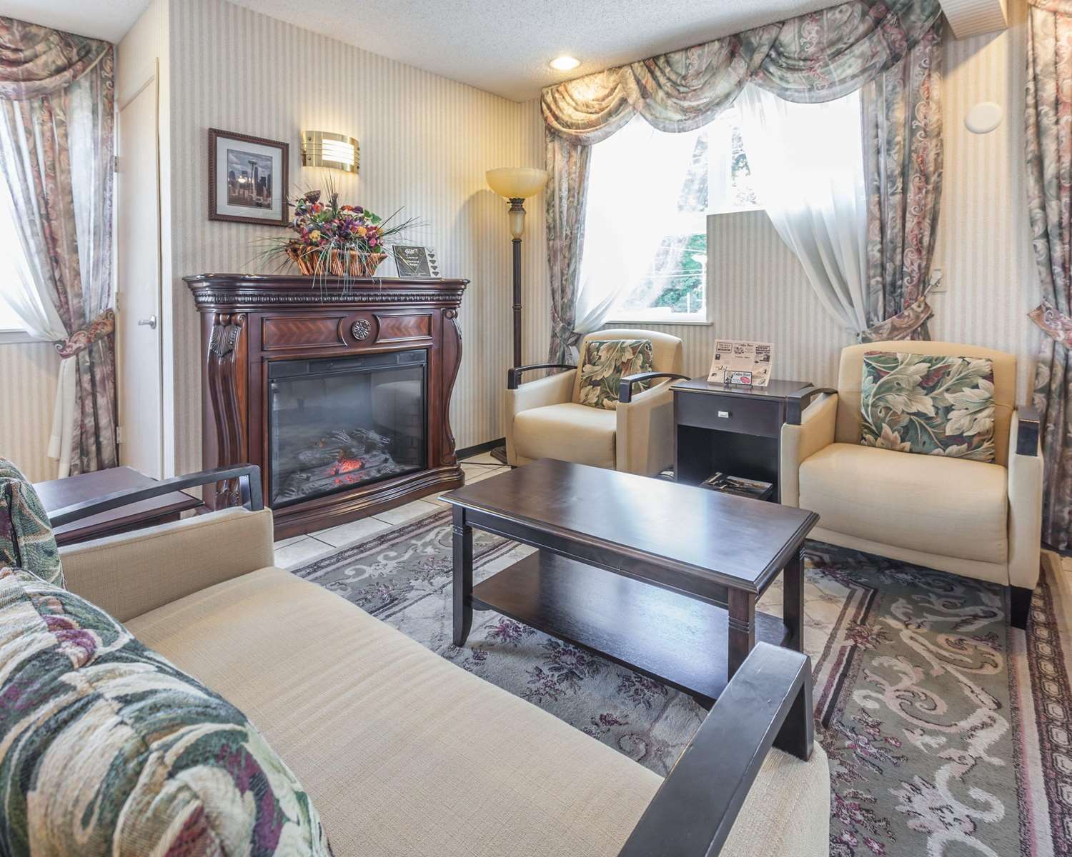 Comfort Inn On The Bay 4/8