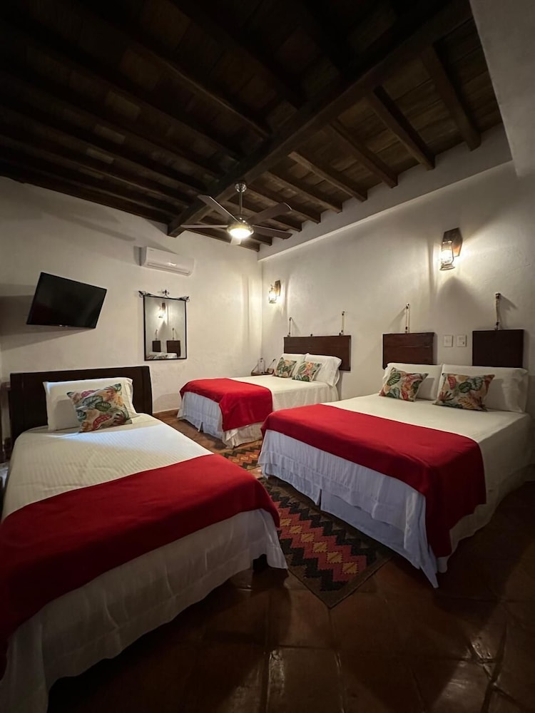 Basic, 1 Single and 2 Double Beds