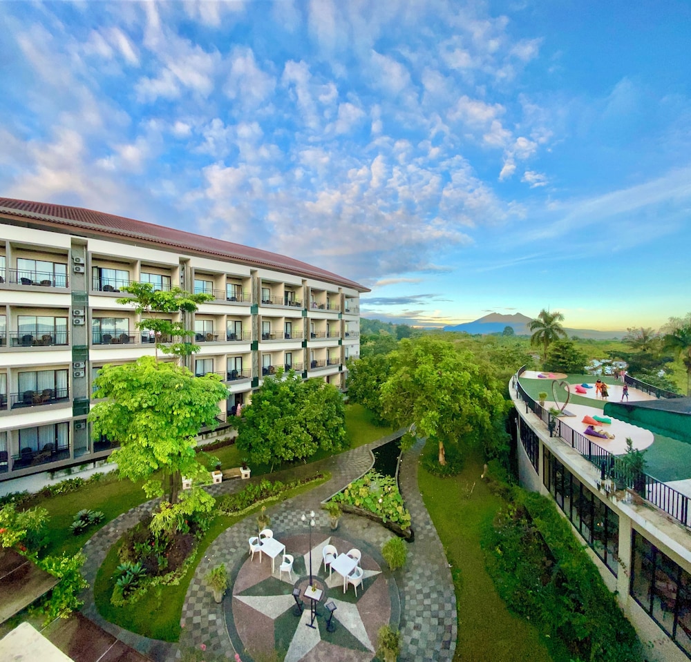 The Green Peak, ARTOTEL Curated 43/47