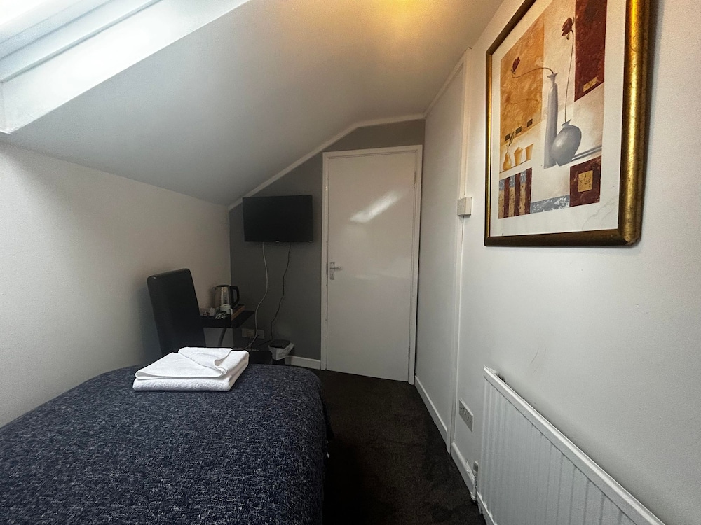 London Inn 19/43