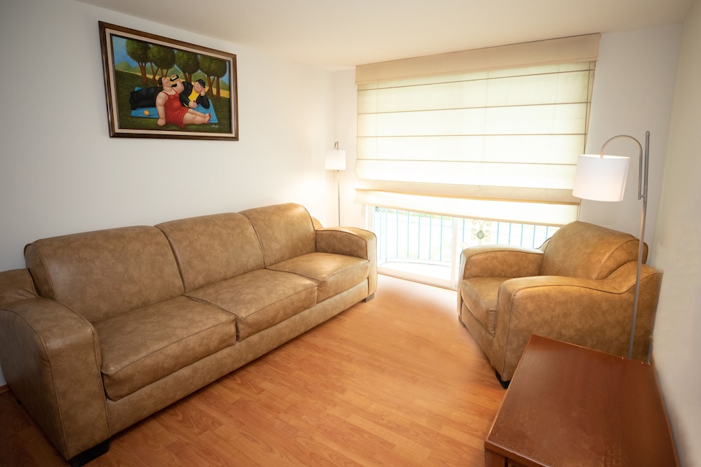 Residence L Heritage Aristoteles 140 By Bluebay Ex Suites Aristoteles 140 30/57