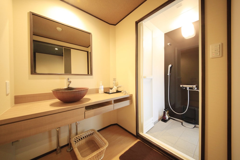 Hakone Suimeisou 40/41