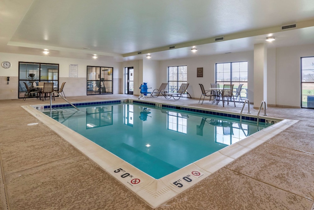 Comfort Suites Manheim - Lancaster 4/55