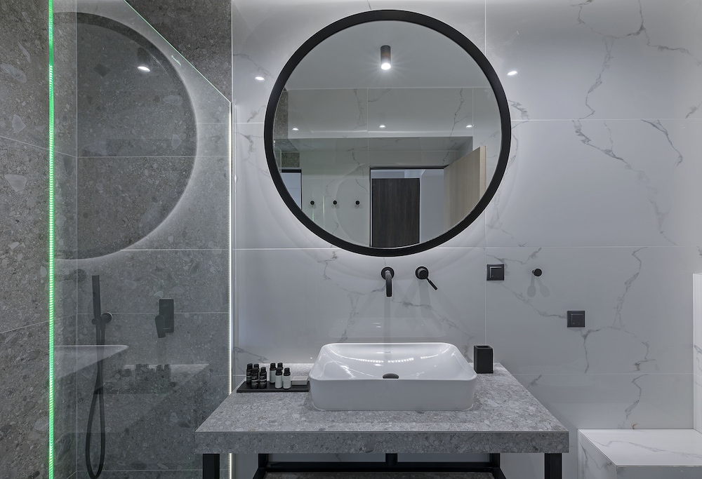 Philosofia Athens Suites 36/38