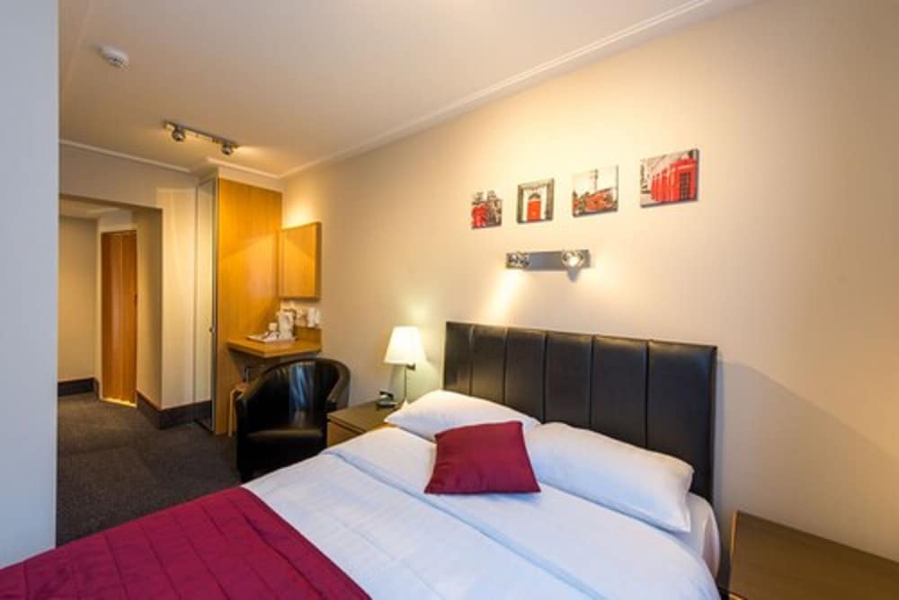 The Adria Hotel London 12/34