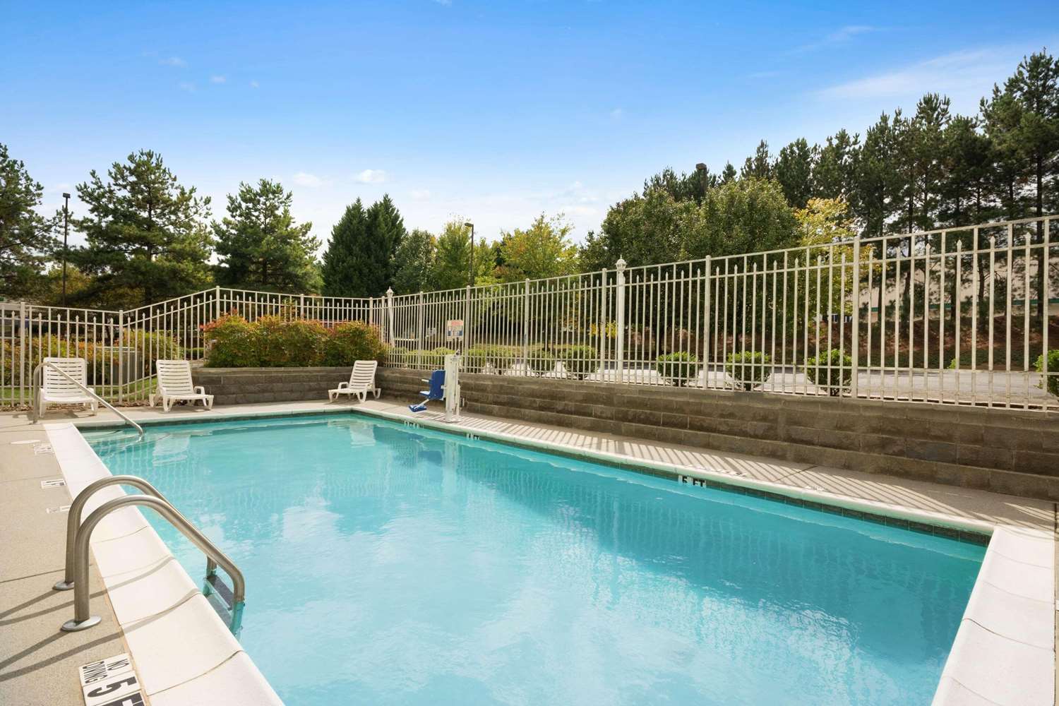 Country Inn Suites By Radisson Norcross Ga 3/6