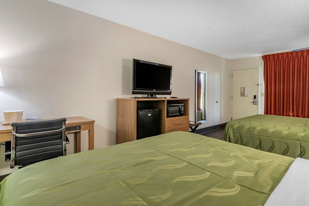 Quality Inn Brunswick 12/41