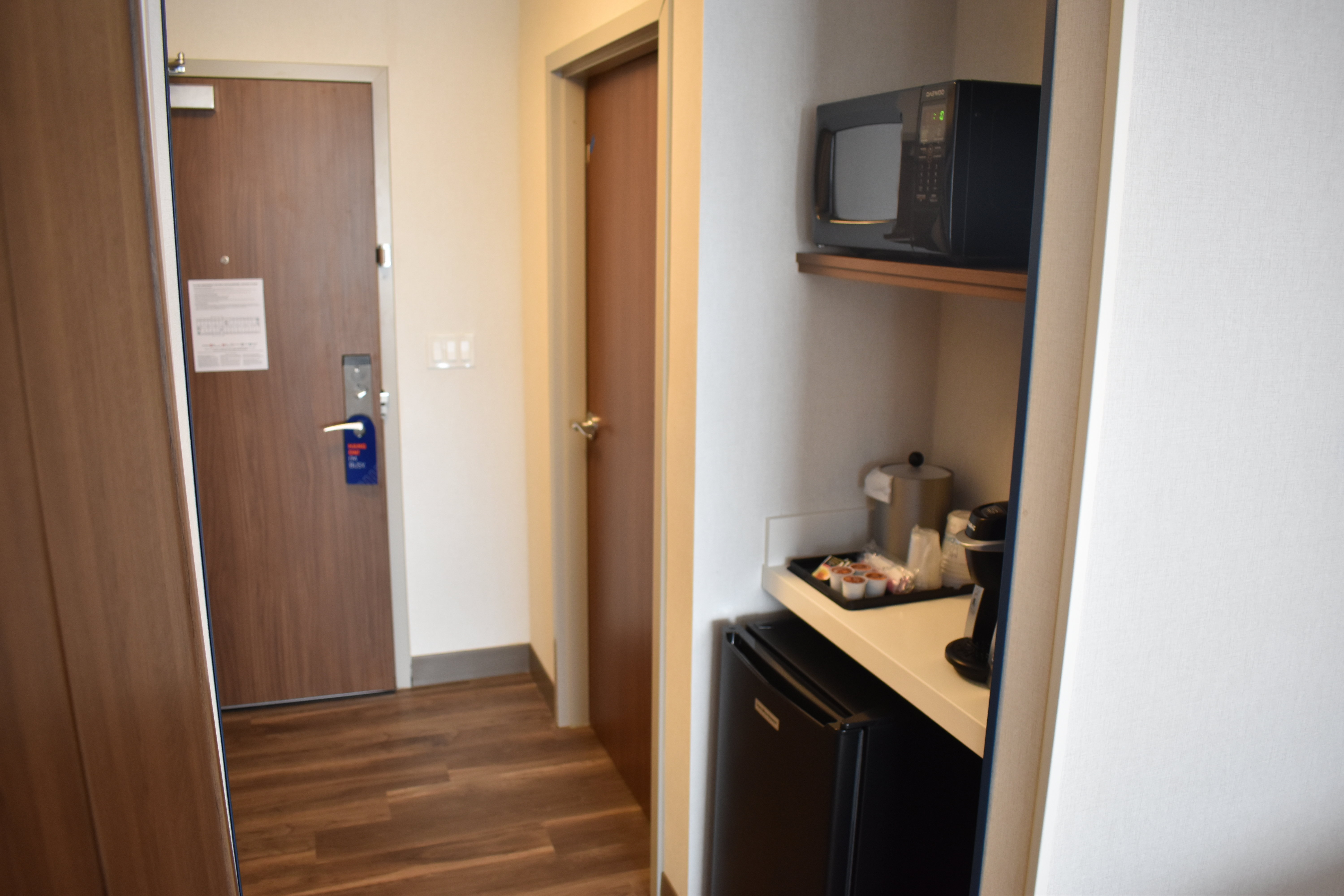 Holiday Inn Express And Suites Boston South Randolph 20/33