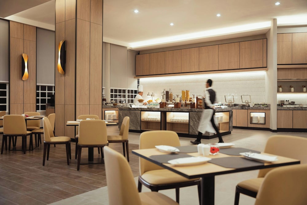 AC Hotels by Marriott Ipoh 32/50