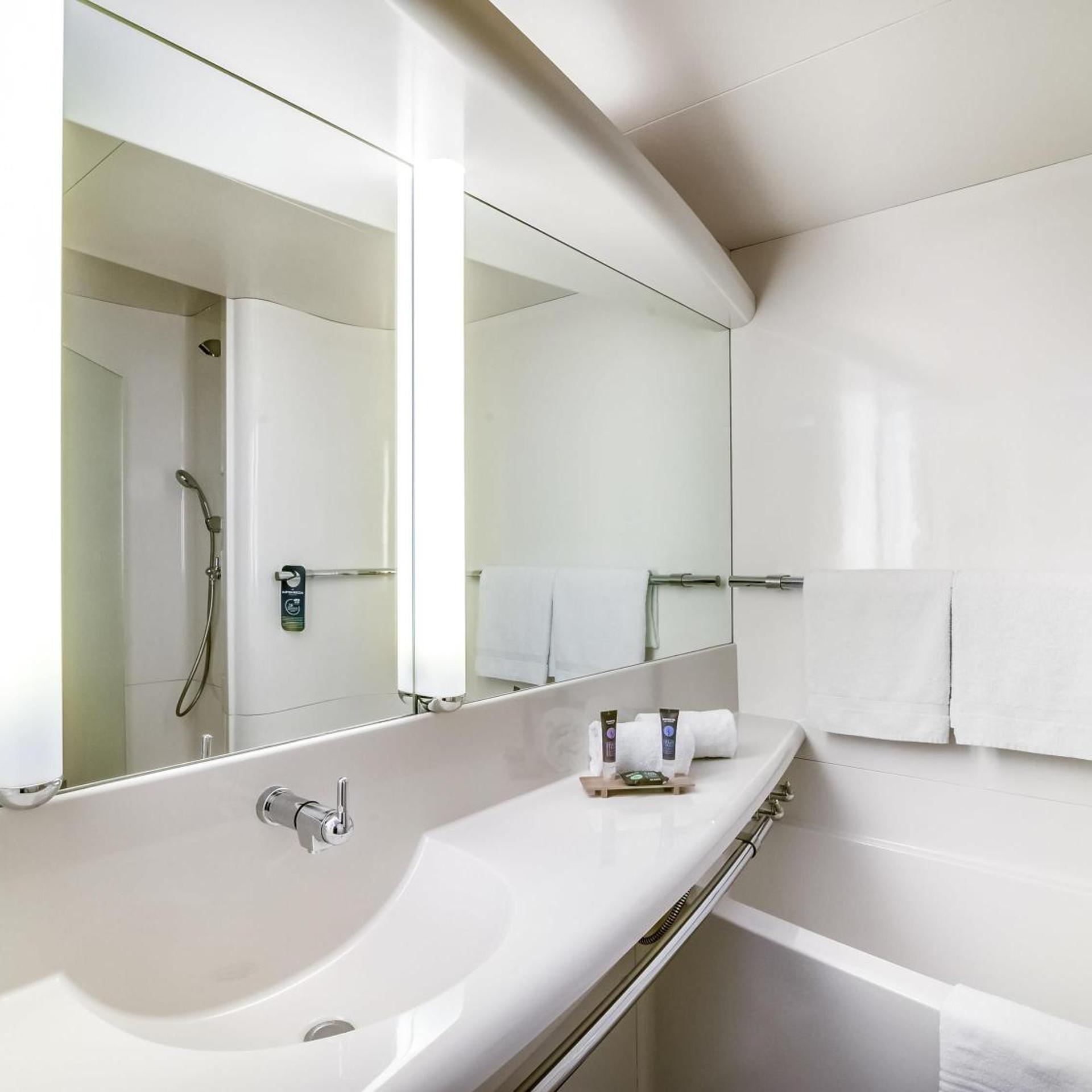 غرفة كلاسيكية عائلية مع أريكة، Novotel Paris Orly Rungis 6/10