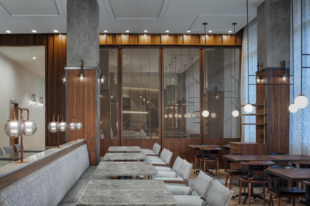 Hyatt Centric Center City Philadelphia 33/50