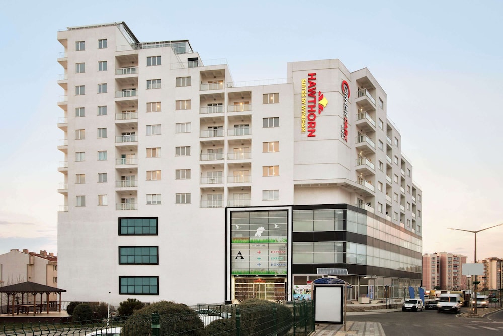 Hawthorn Suites By Wyndham Cerkezkoy 1/44