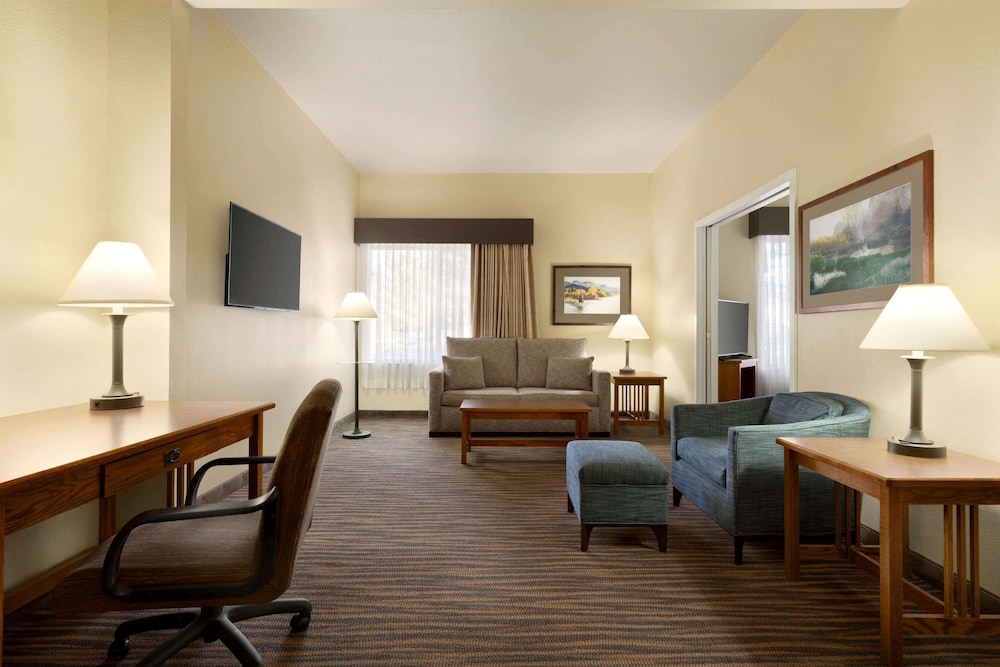 Wingate by Wyndham Greenwood Village/Denver Tech 28/47