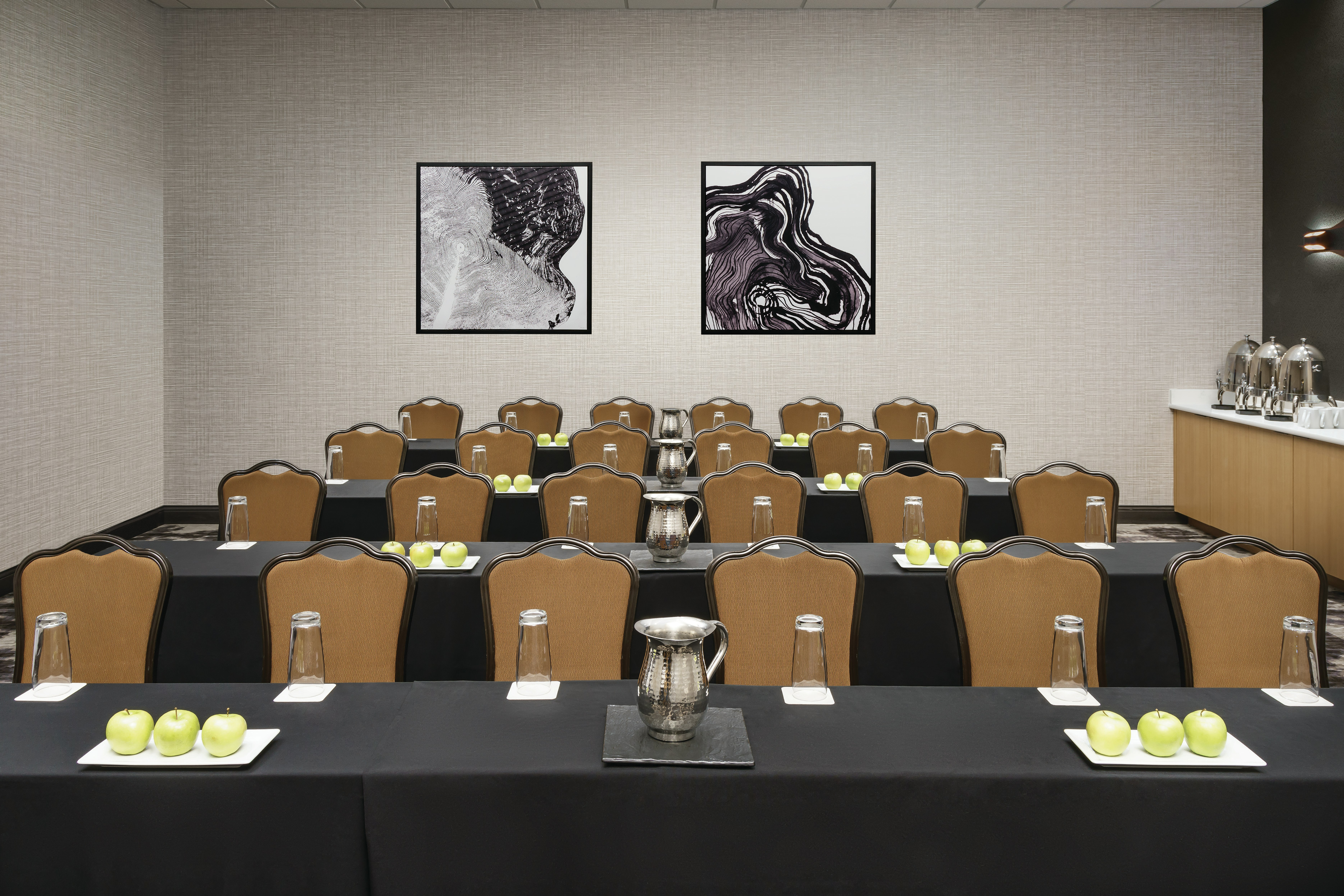 Doubletree Hotel Colorado Springs - World Arena Co 61/70