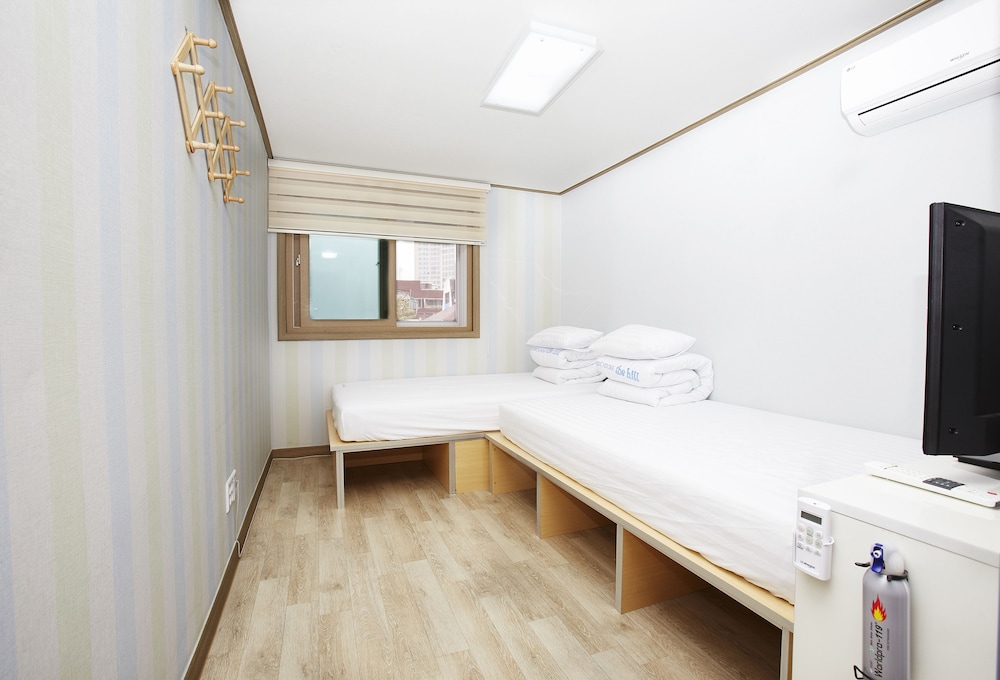 Guest House The Hill 15/41
