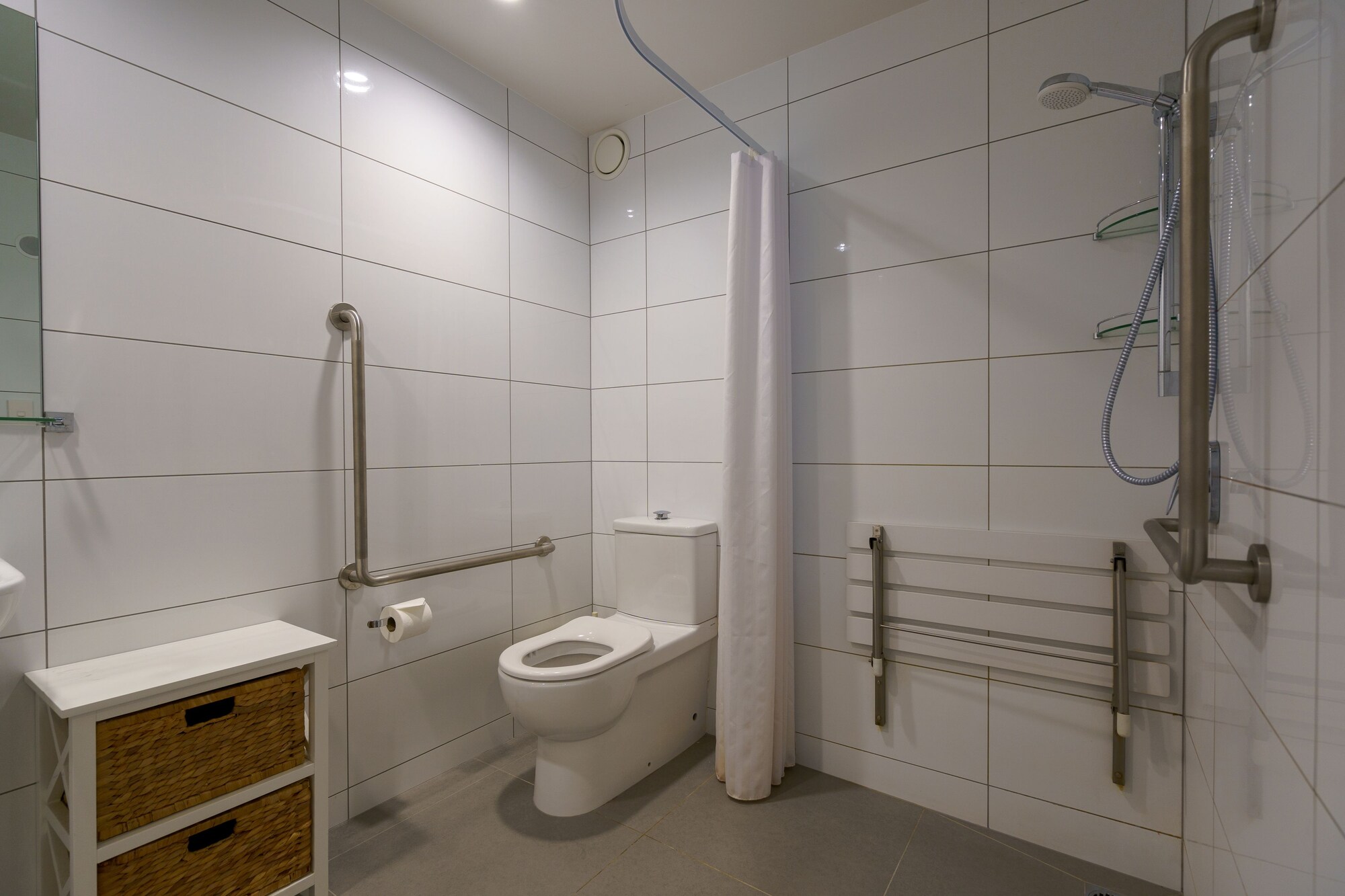 2 BEDROOMS, SUPERIOR, APARTMENT