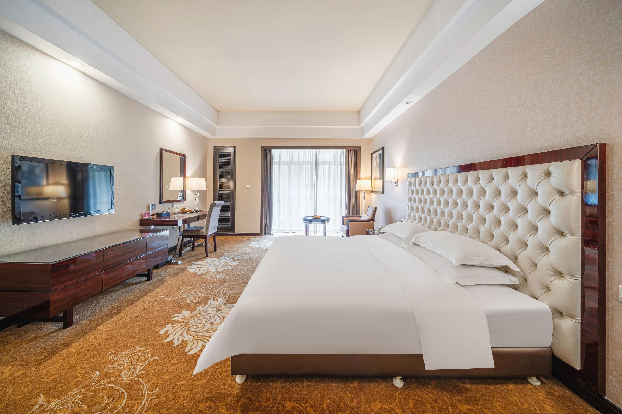 Country Garden Phoenix Hotel Yunfu 10/35