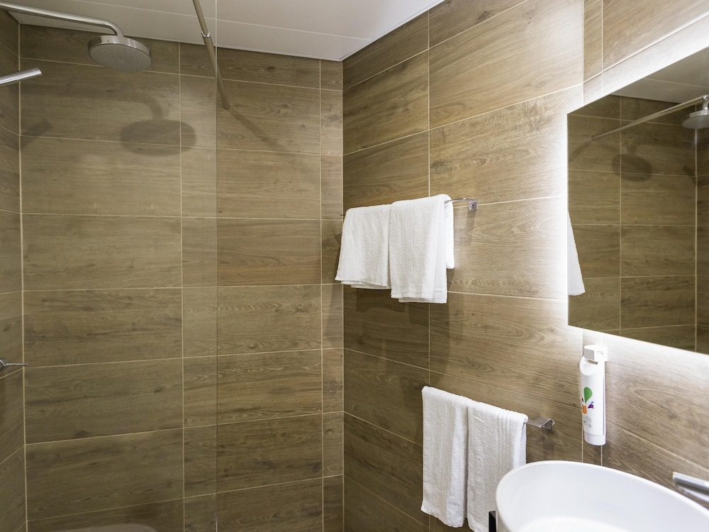 Ibis Styles Lisboa Centro Marques de Pombal 70/73
