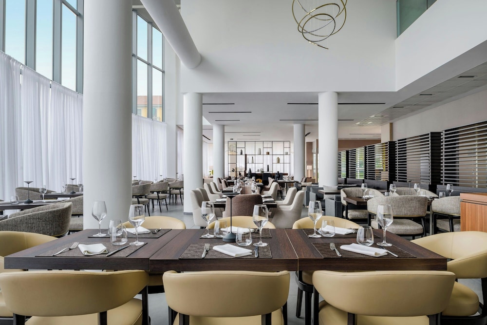 AC Hotel by Marriott Milan Sesto 46/63