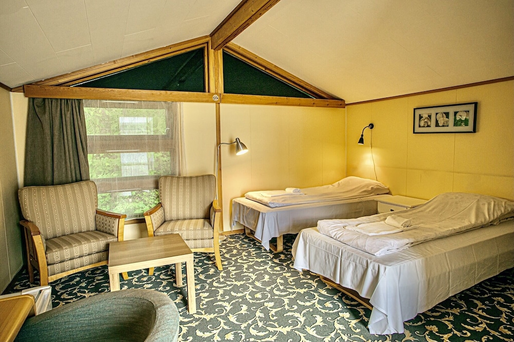 BEST WESTERN SAUDA FJORDHOTELL 12/50