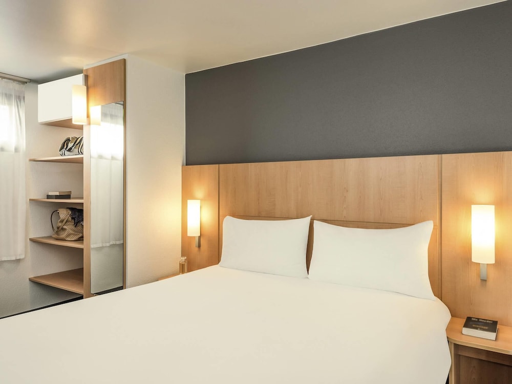 ibis Paris Bastille Faubourg Saint Antoine 11th 12/60