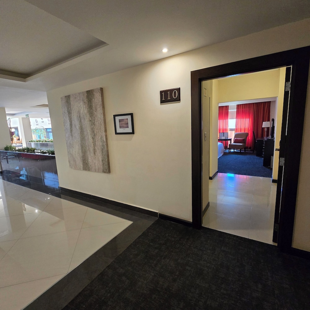 Hotel Two Select 16/60