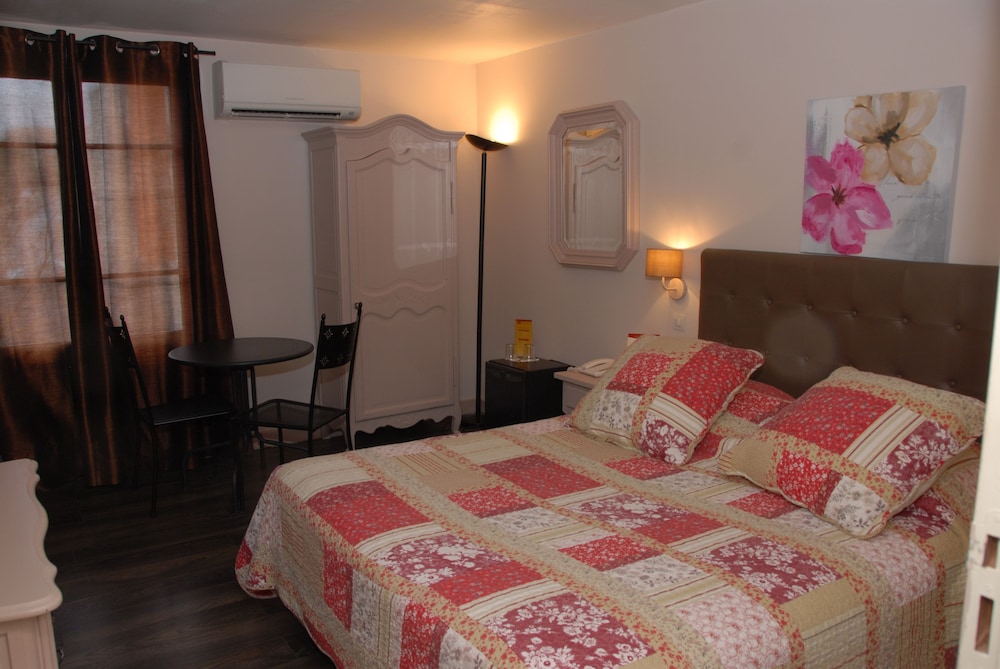 Hotel Ermitage 10/51