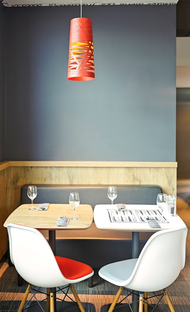ibis London Elstree Borehamwood 55/60